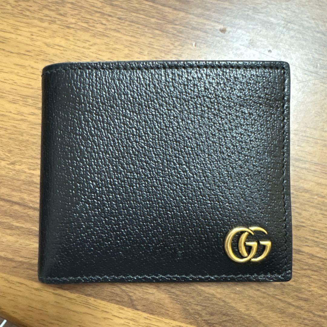 Gucci ブラック 二つ折り財布