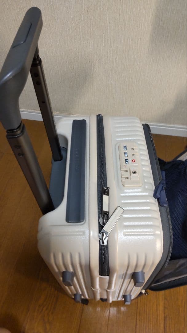 innovator 21L スーツケース バニラ イノベーター