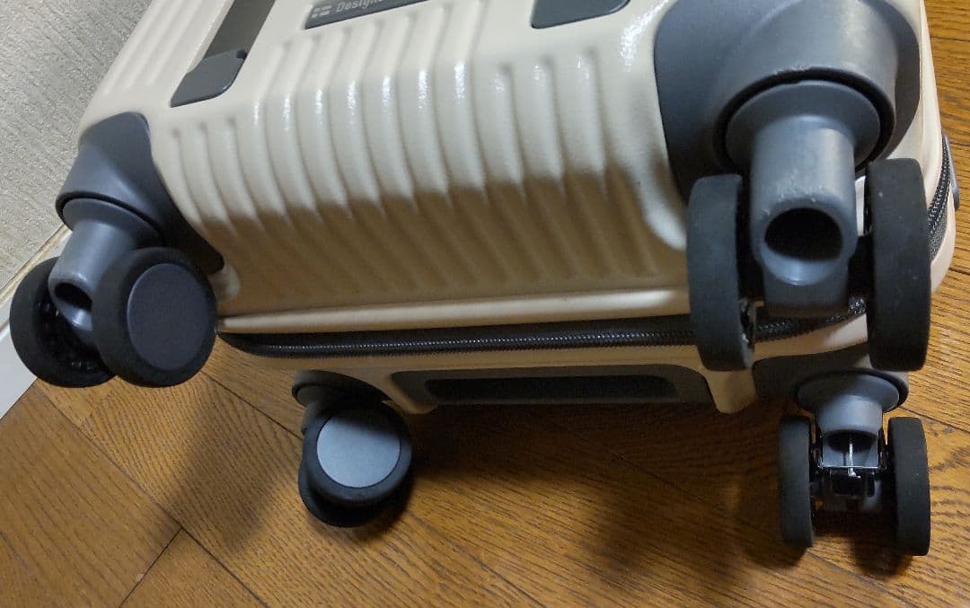 innovator 21L スーツケース バニラ イノベーター