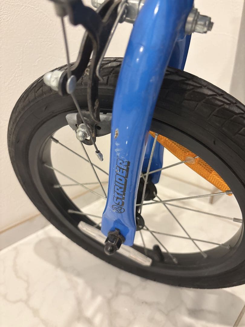 23区内引き渡し限定　STRIDER SPORT 14x バランスバイク 青