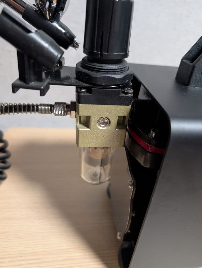 NITRO-COMP V1 高性能エアシステム　エアブラシ付き