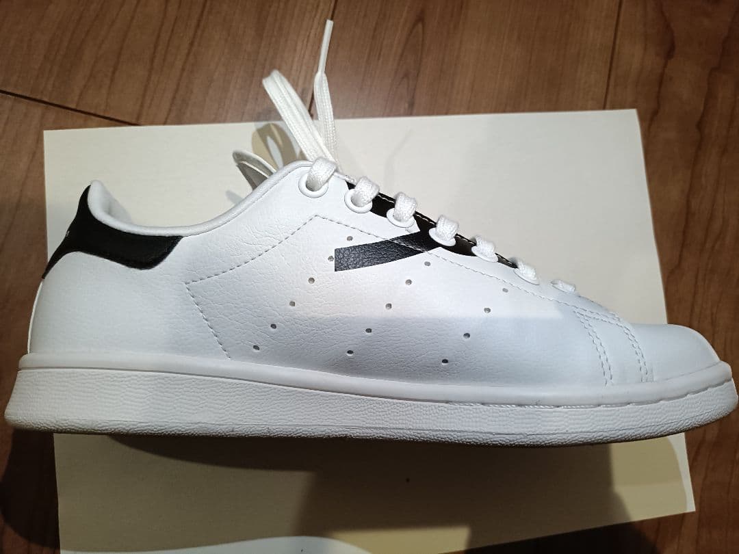 【正規販売終了商品】アディダス　スタンスミス　マリメッコ　ウニッコ