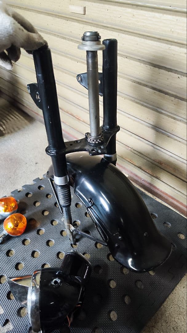 ダックス　フロントフォーク　カブトフェンダー　ホンダ純正　2型