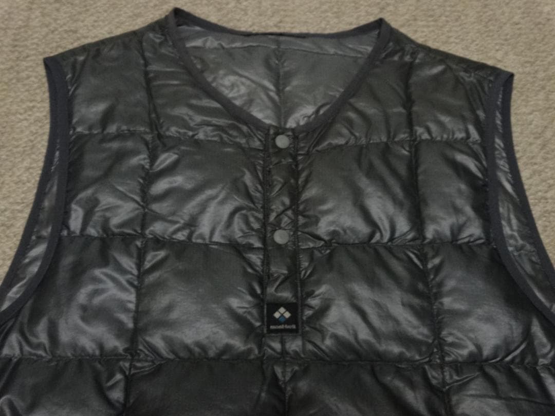 希少　旧ロゴ　オールド　モンベル　プルーオーバー　ダウンベスト　ガンメタ　M～L