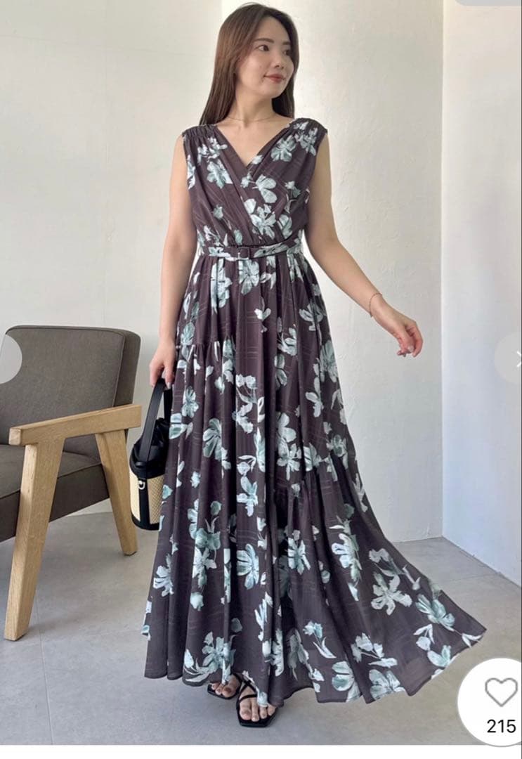 大人気完売　FRAY I.D フラワープリントカシュクールワンピース