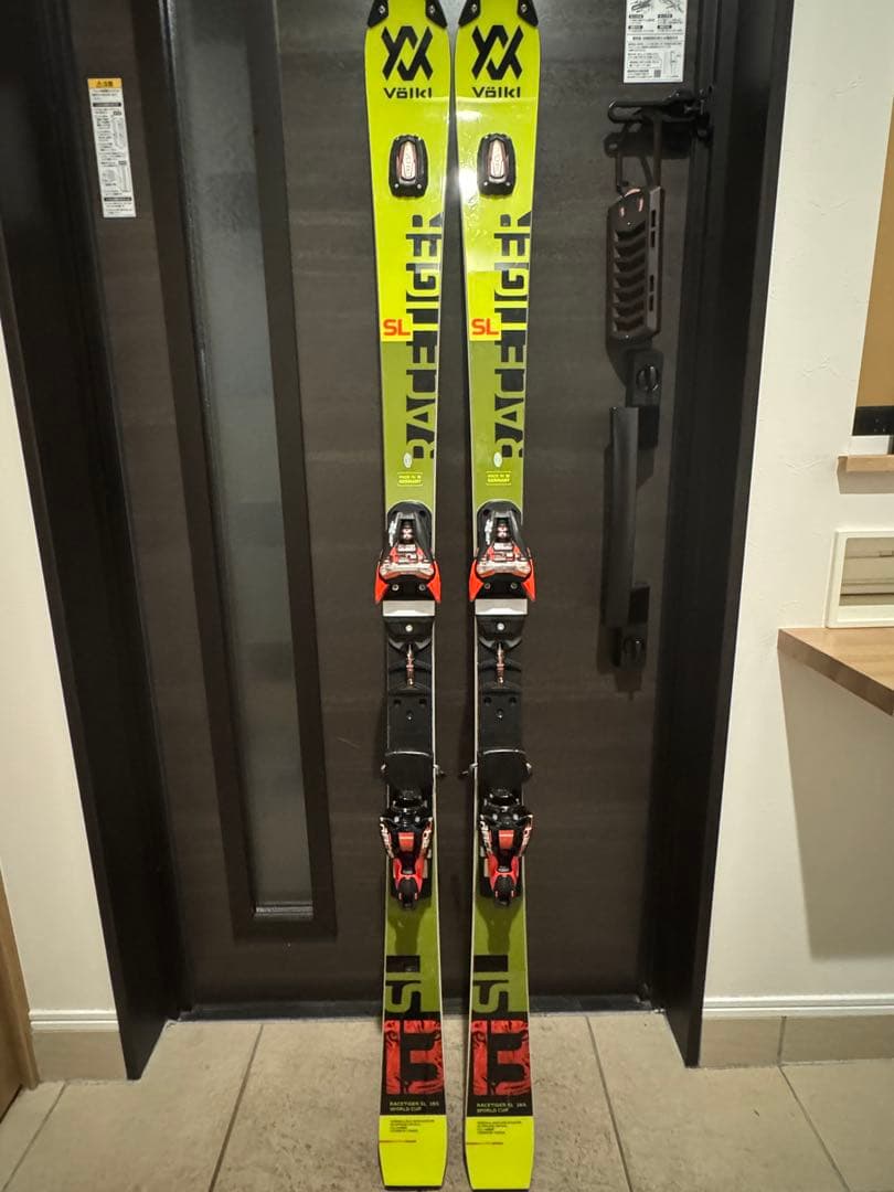 Völkl Racetiger SL 165 ワールドカップ スキー　みつ