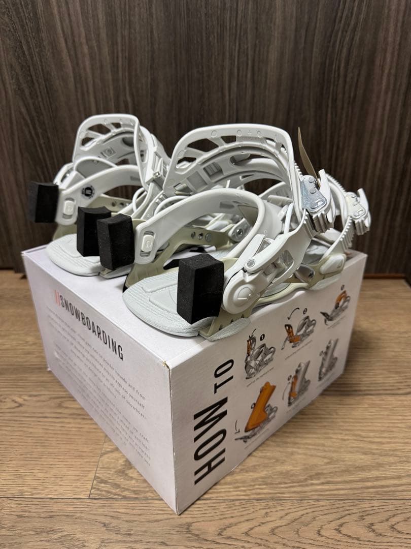 25-26 SP Bindings Core Mサイズ ベージュ