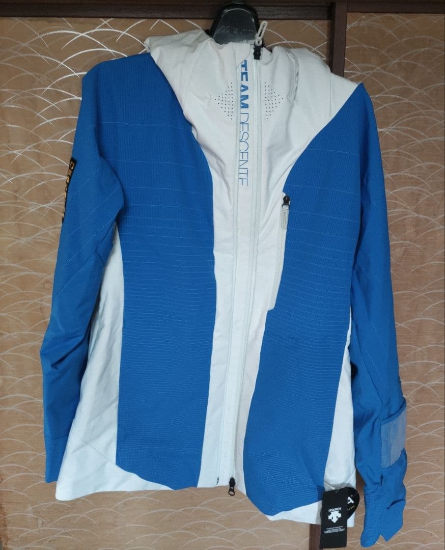 新品タグ付き TEAM DESCENT JACKET & BIB PANTS