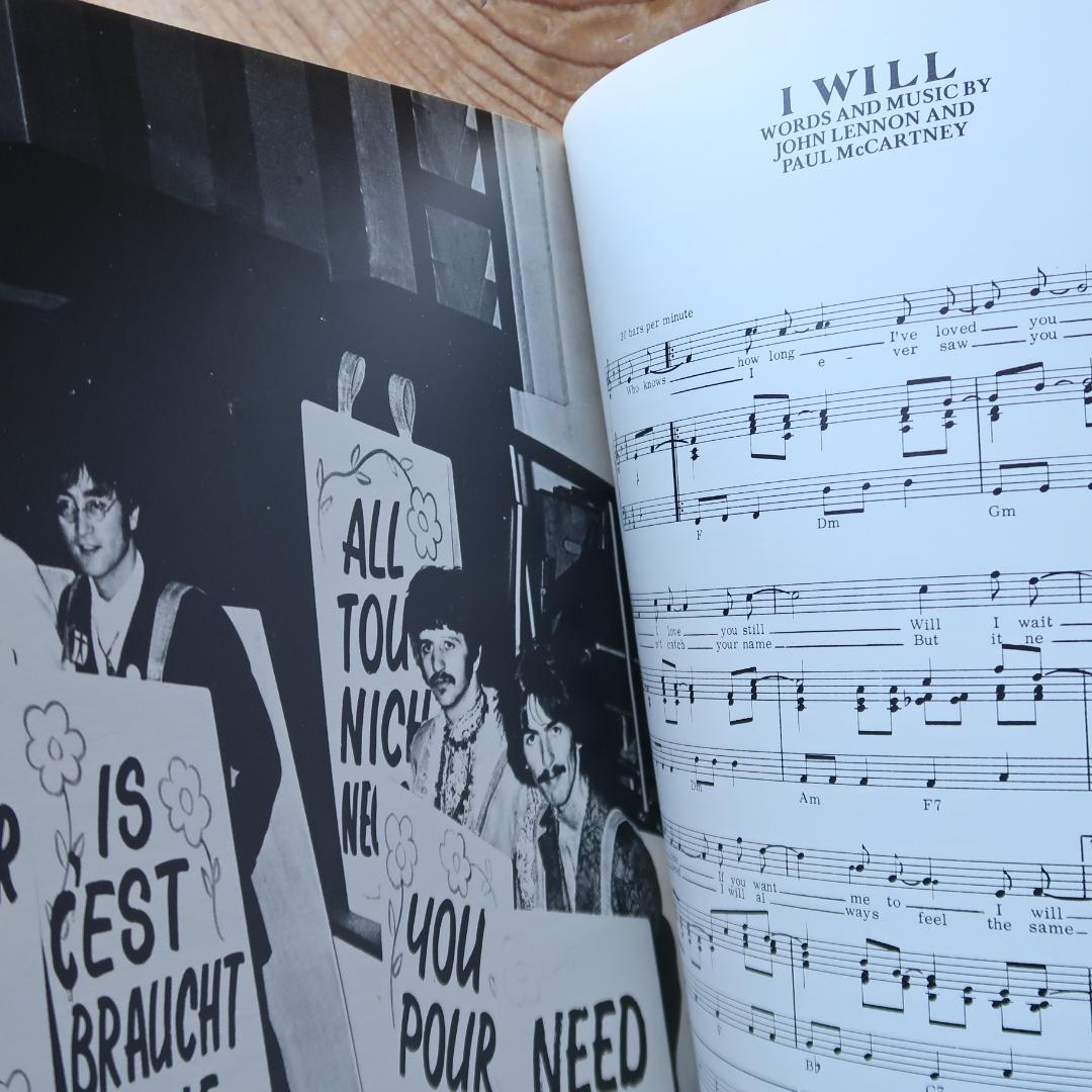 セール！ 希少洋楽譜　LOVE SONGS　THE BEATLES　ビートルズ