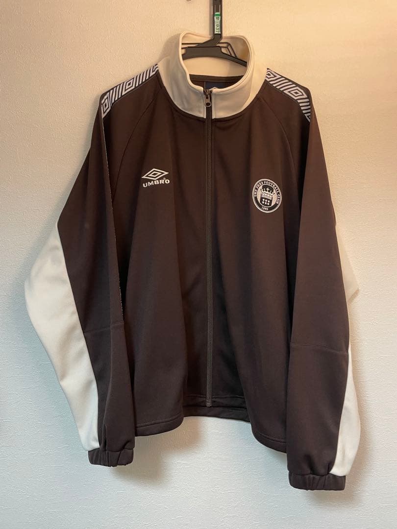 Umbro ジャージ ブラウン/クリーム　トラックジャケット