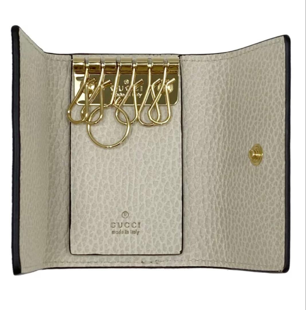 GUCCI ベージュ レザー キーケース