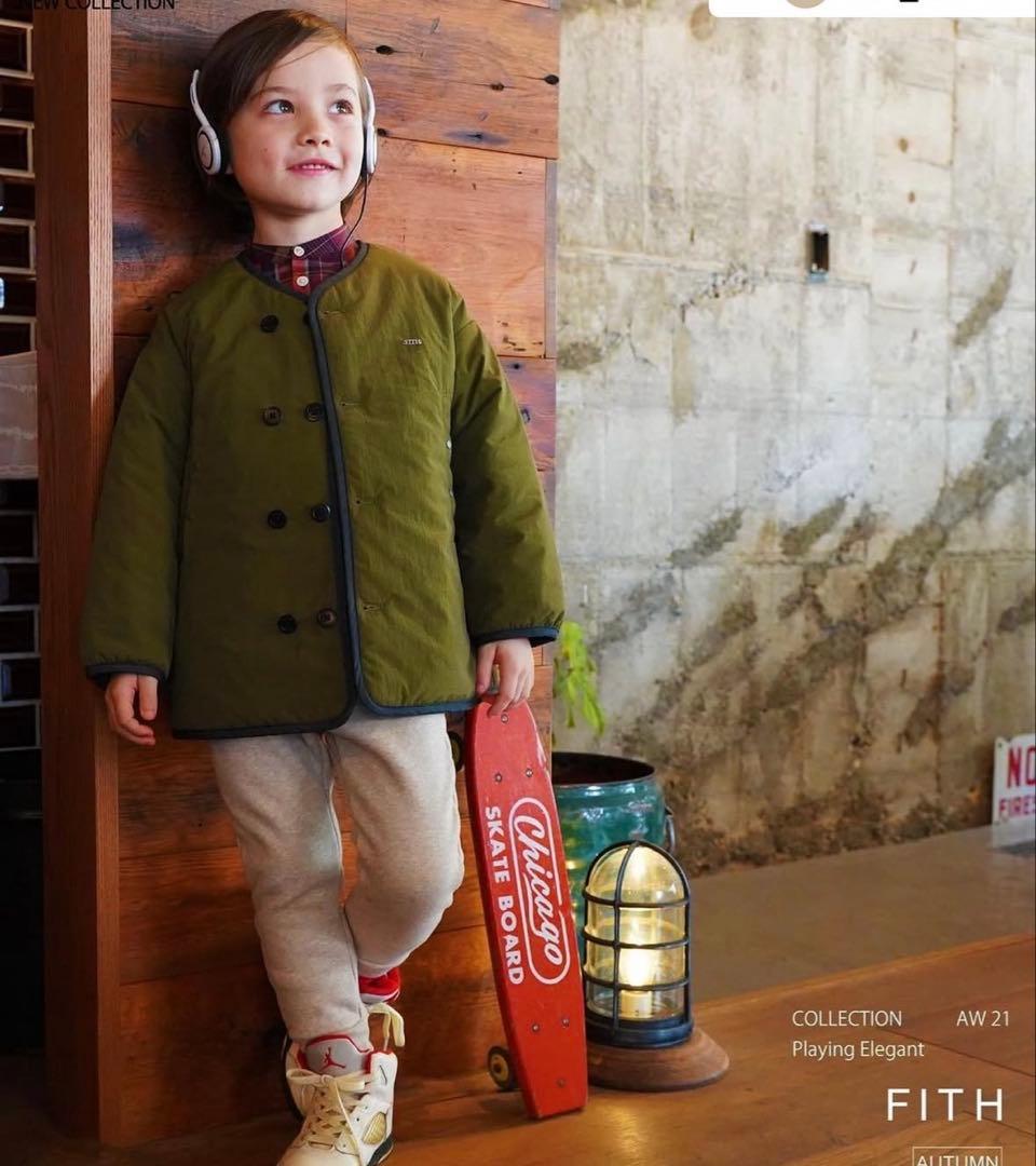 送料無料！美品　FITH ネイビー 中綿ジャケット　130cm