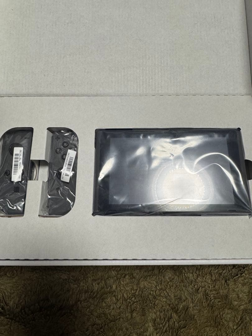 Nintendo Switch 本体 + プロコントローラー