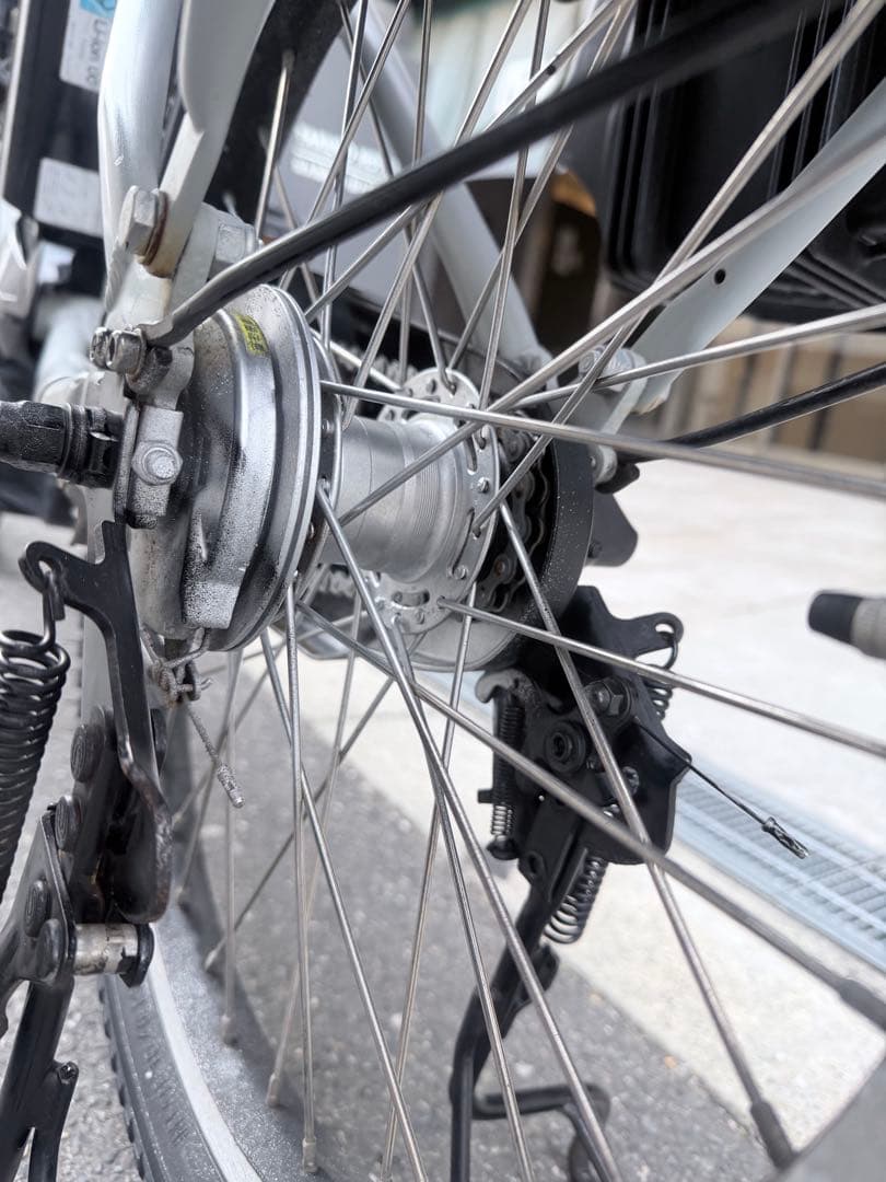 大阪府　子供乗せ　ヤマハ　電動アシスト自転車 チャイルドシート付き グレー