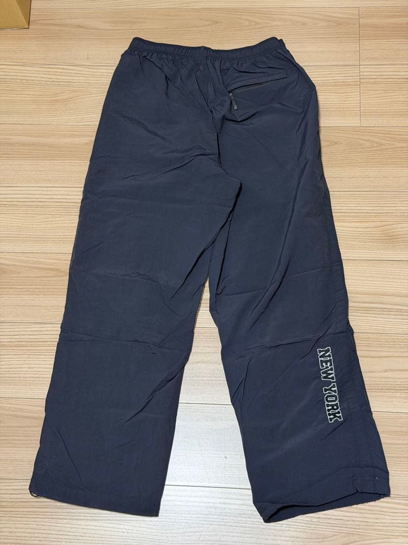 Supreme 黒 スラックス サイズSmall