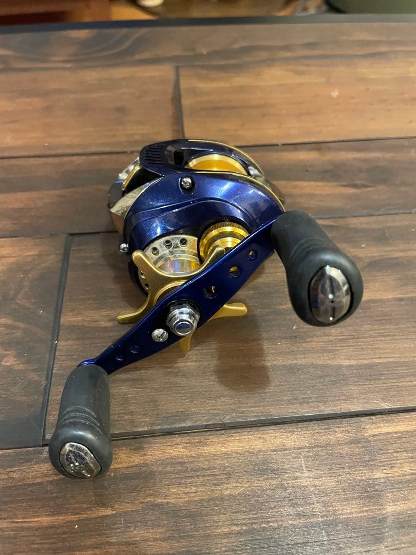 ダイワ　ジリオンPE 100HL 左ハンドル　ベイトリール