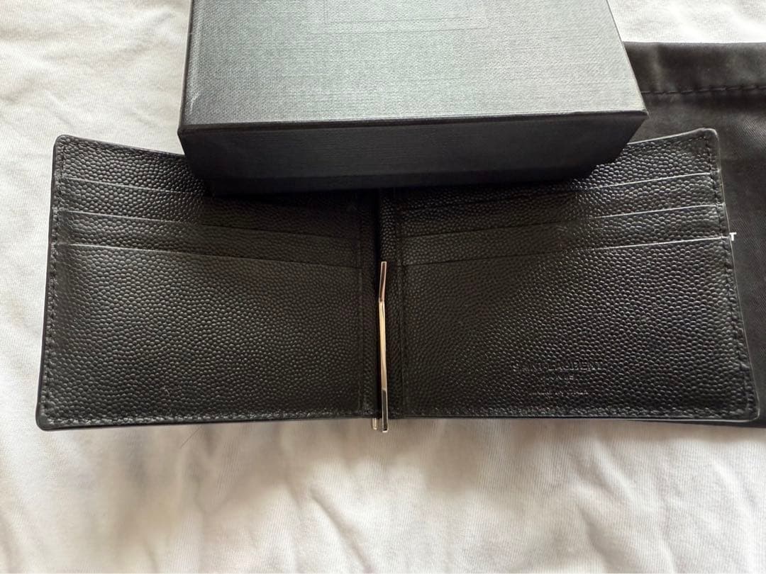 SAINT LAURENT マネークリップ付きカードケース