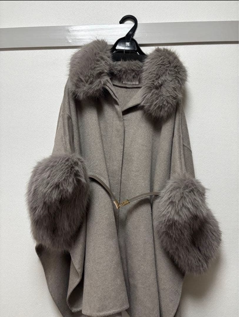 【新品タグ付き】snidel ファー付きミドルケープコート