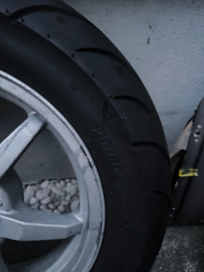 スズキZZ前後ホイール　ステム　ハンドル　ブレーキ