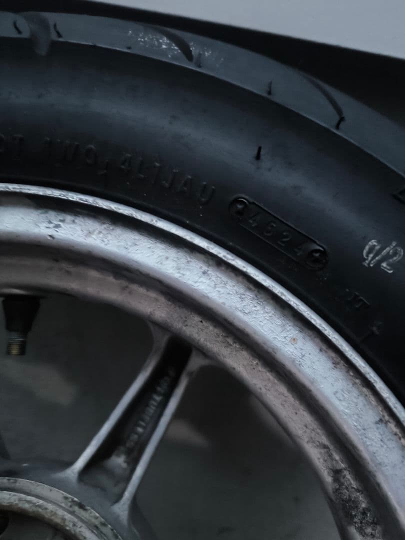 スズキZZ前後ホイール　ステム　ハンドル　ブレーキ