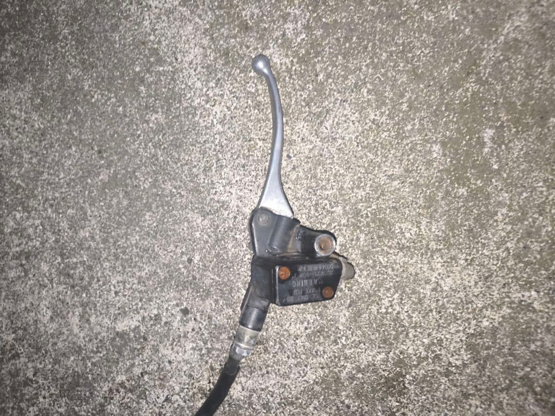 スズキZZ前後ホイール　ステム　ハンドル　ブレーキ