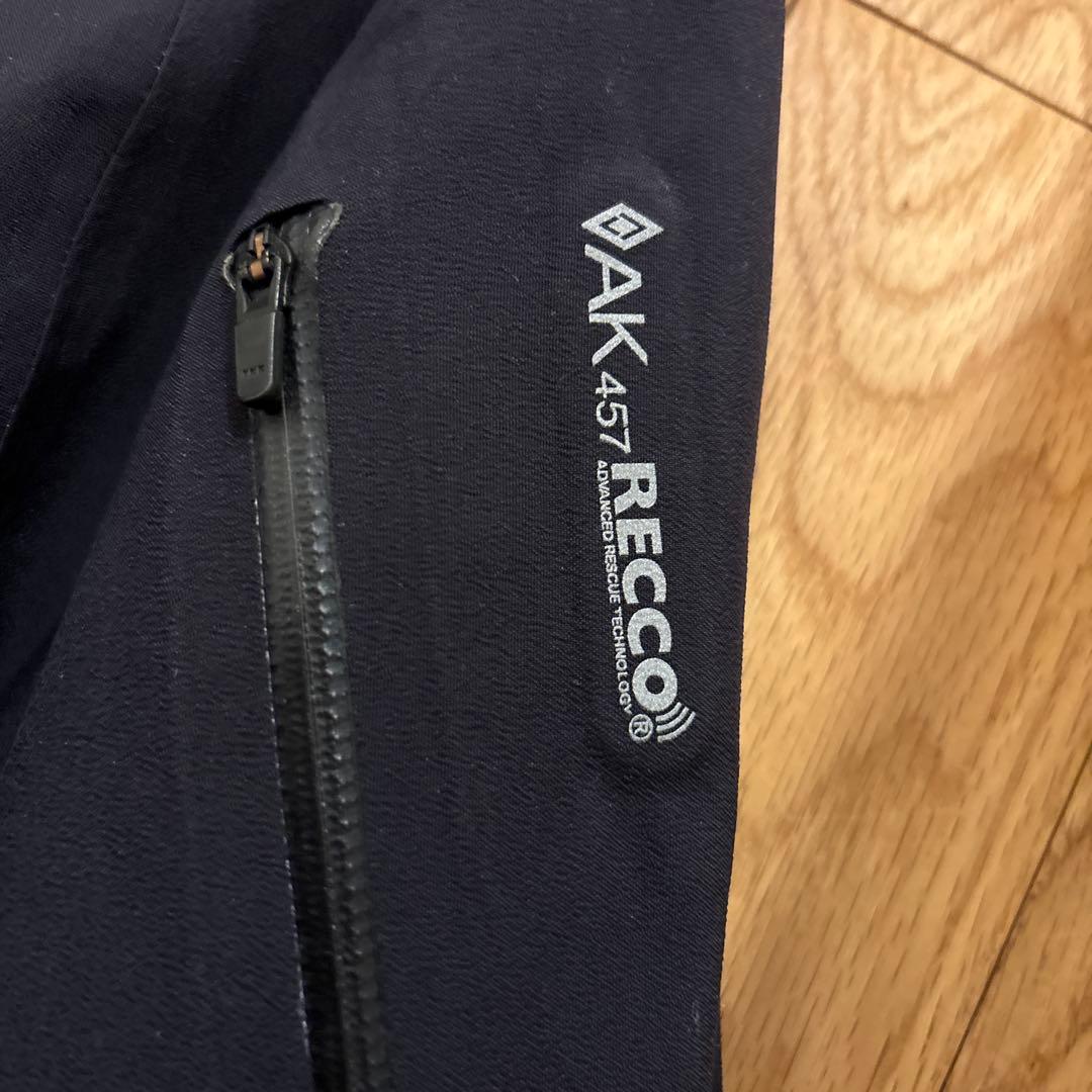 Burton AK 457 GORE-TEX Pro ブラック M