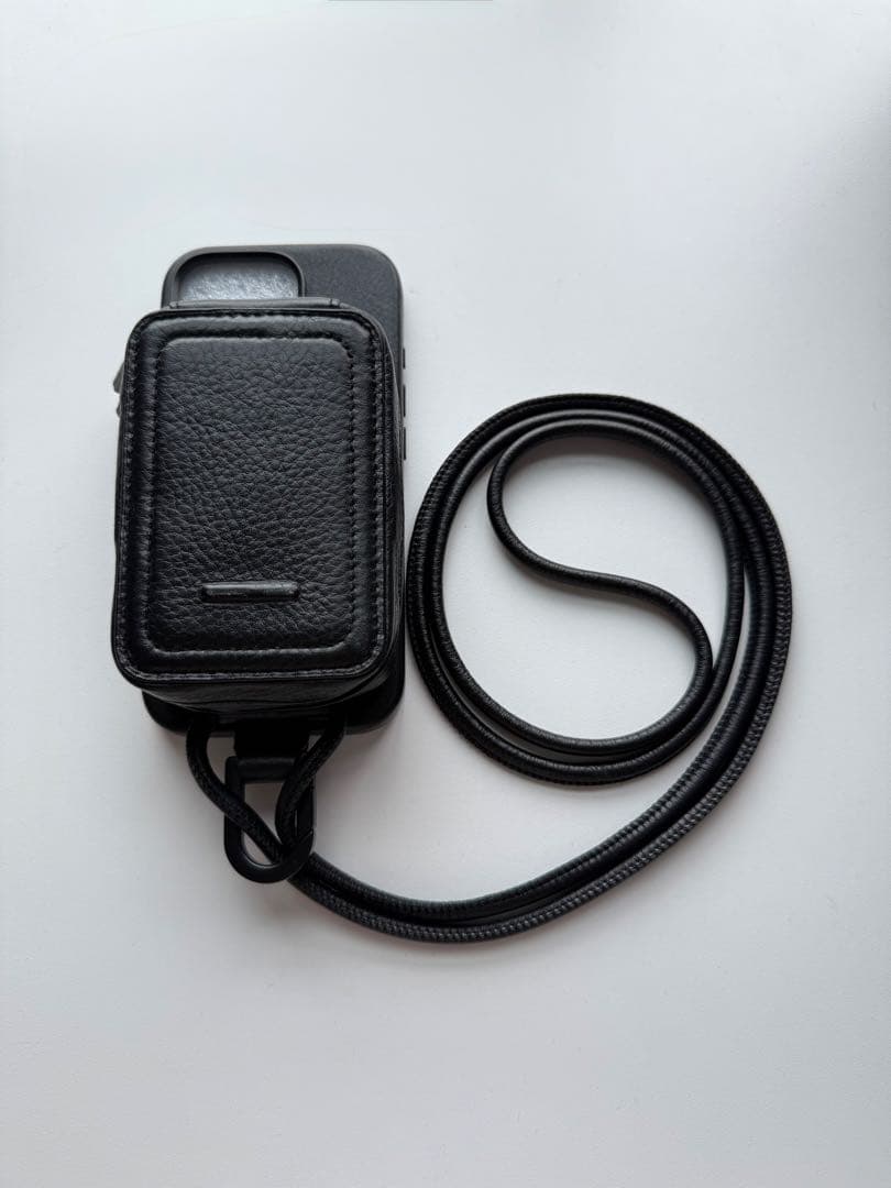 【objcts.io】ストラップ一体型マイクロバッグ＆iphoneケース