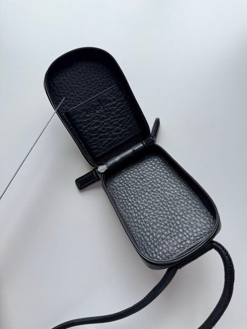 【objcts.io】ストラップ一体型マイクロバッグ＆iphoneケース