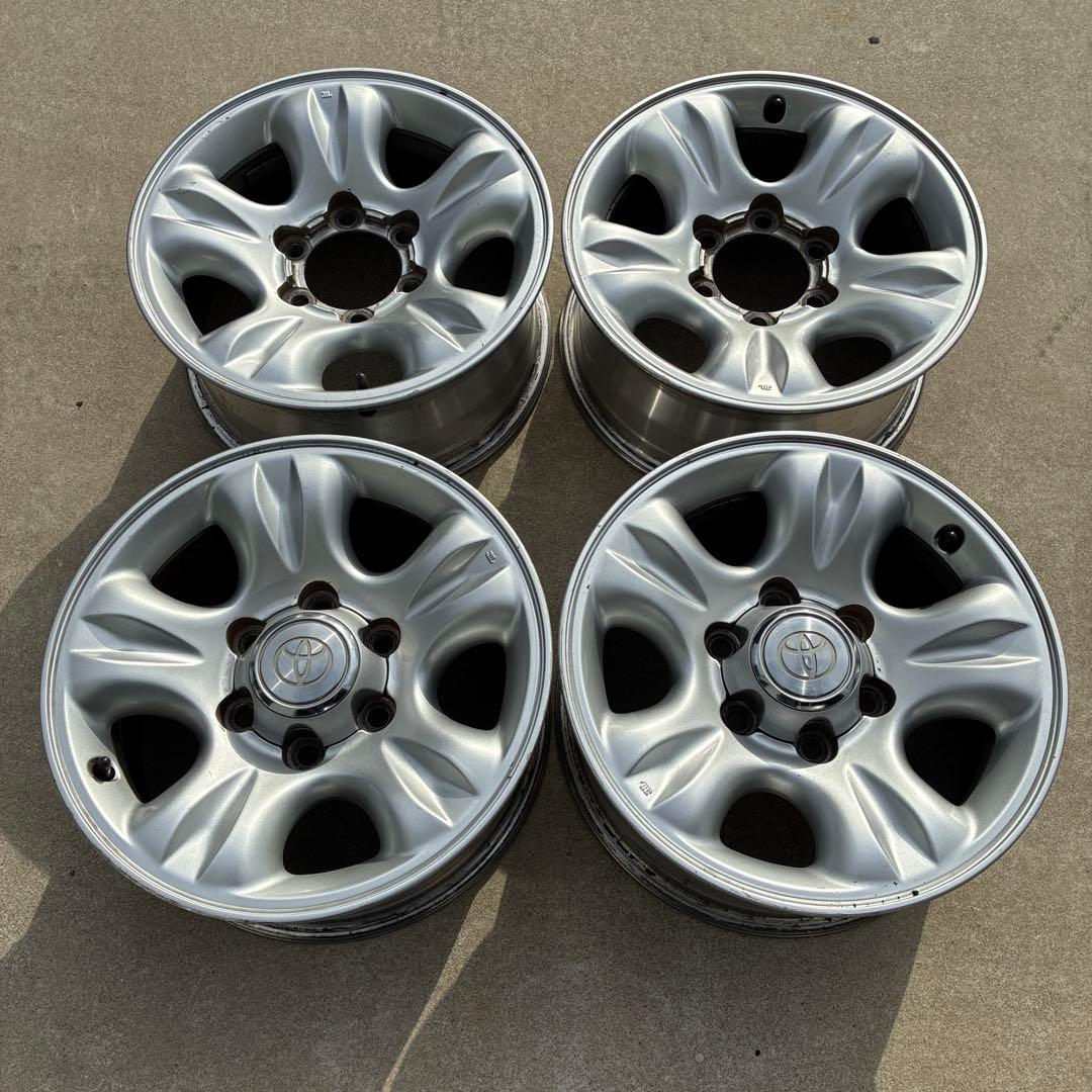 アルミホイール　16インチ　トヨタ　ハイラックスサーフ