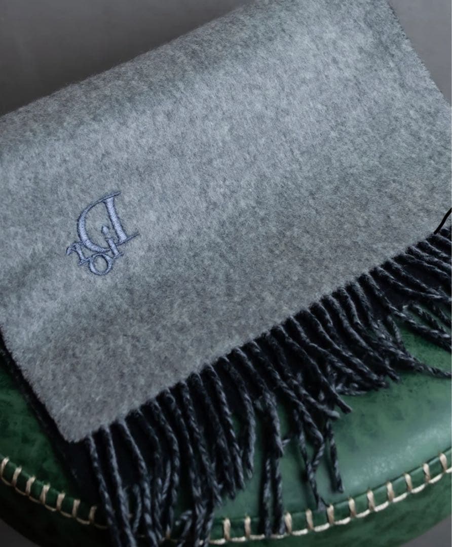 \"Christian Dior\" マフラー　リバーシブル