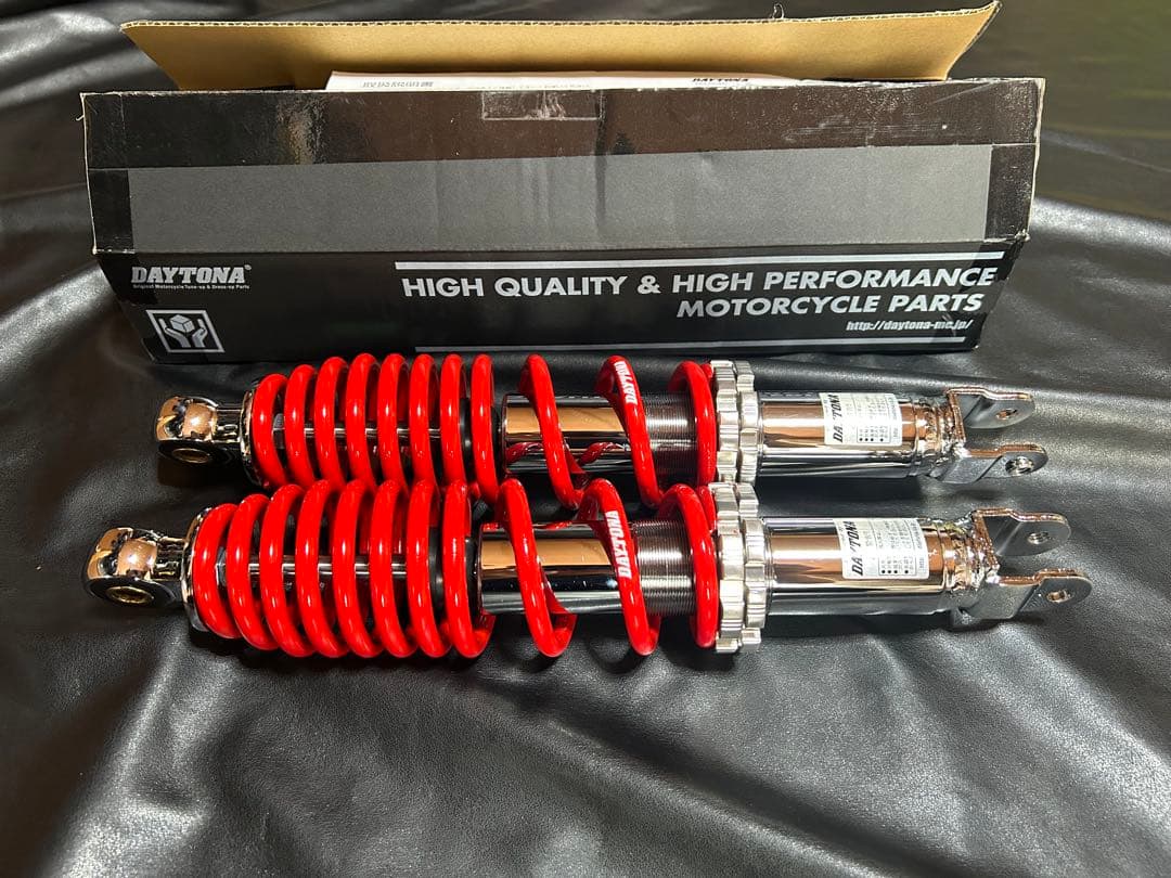 pcx125 pcx150 デイトナ 強化リアショック リアサス ほぼ未使用