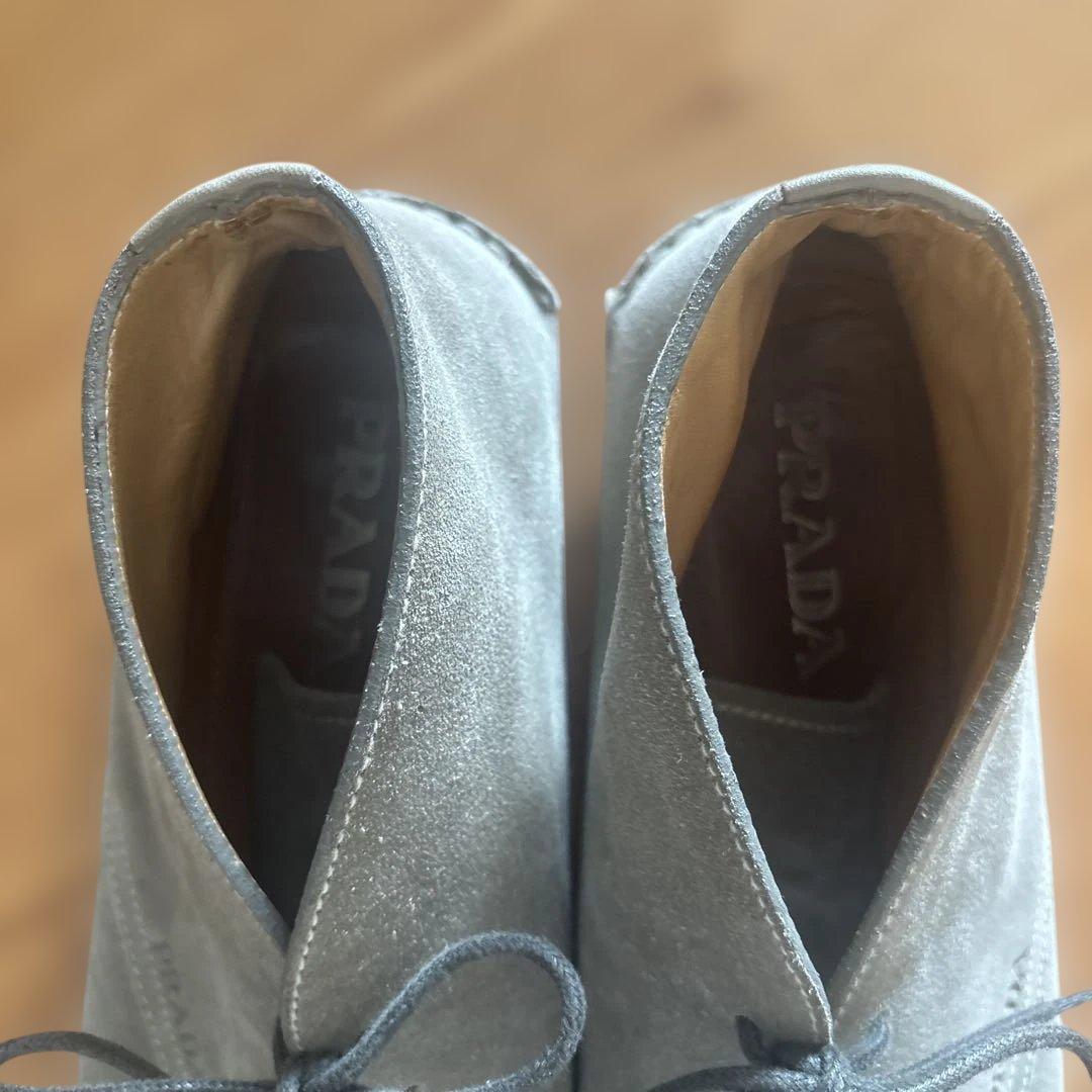 美品 PRADA スエード チャッカブーツ グレージュ28cm