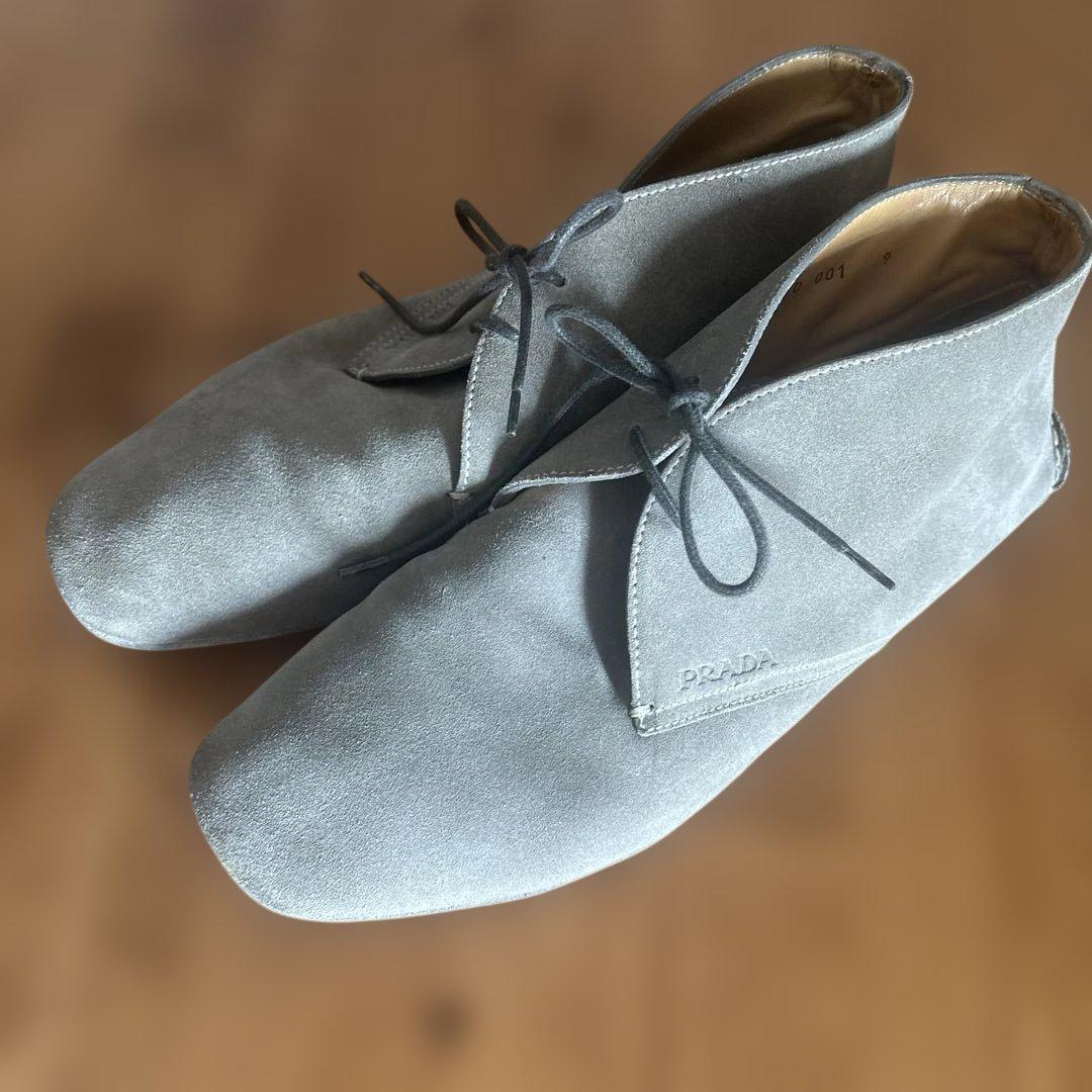 美品 PRADA スエード チャッカブーツ グレージュ28cm