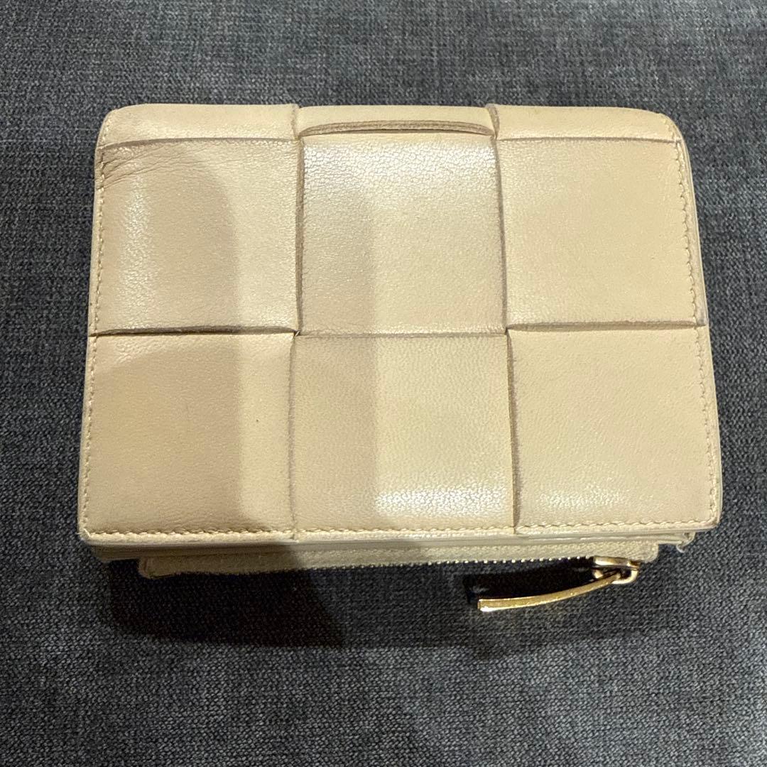 ボッテガヴェネタ マキシイントレチャート レザー 財布 ベージュ