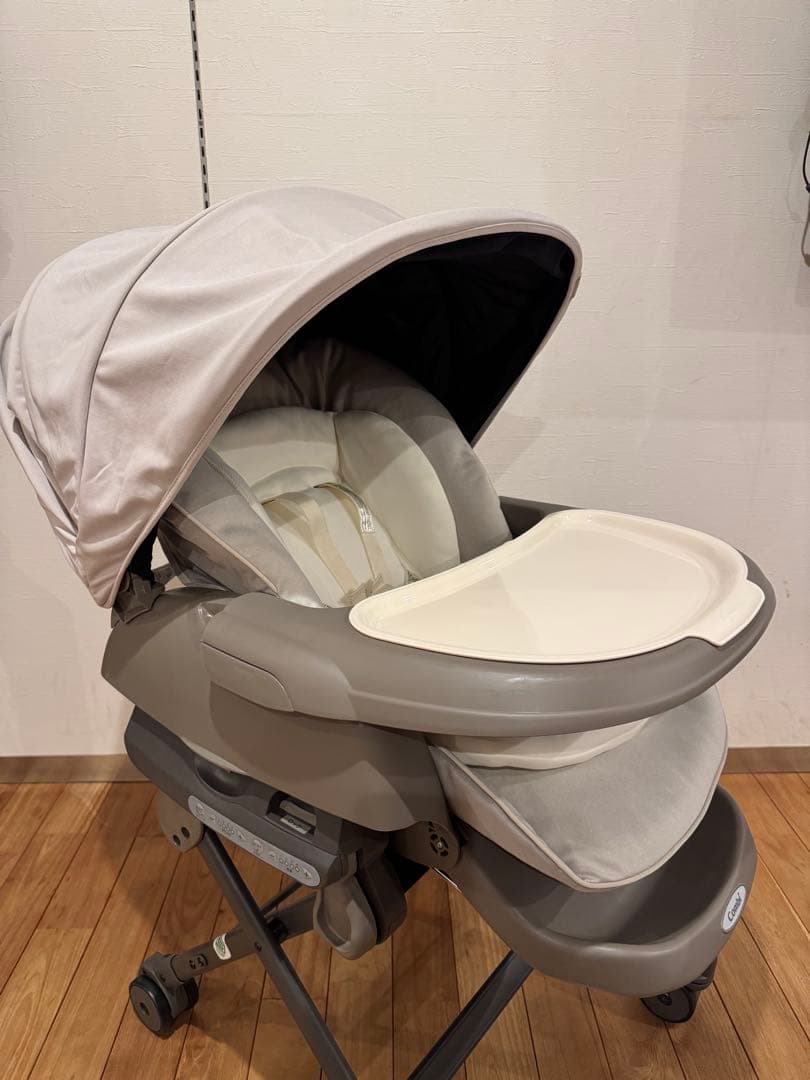 Combi 電動ハイローチェア ネムリラコードレス AUTO SWING SS＋