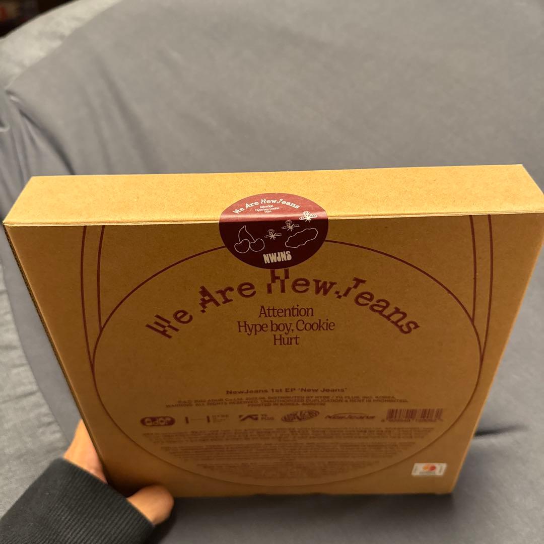 新品未開封 Newjeans 1st EP Bag バージョン 赤