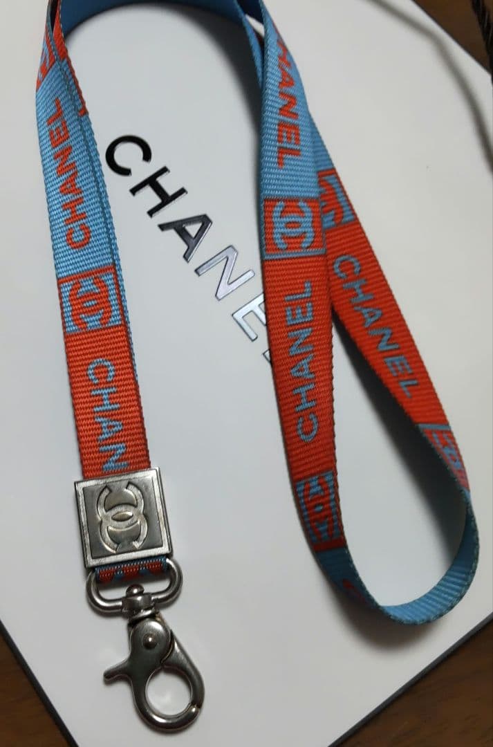 シャネルネックストラップ✨
