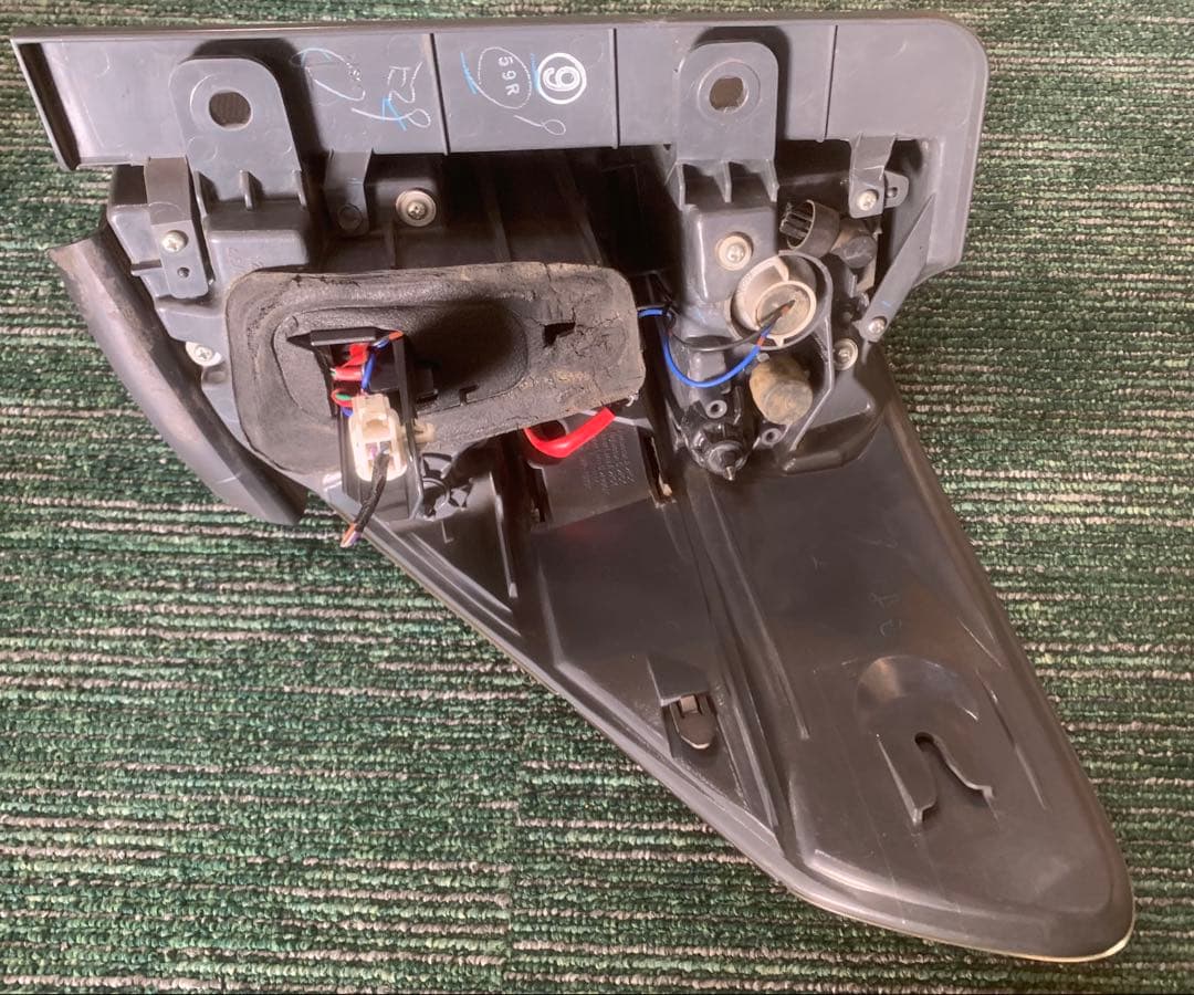 トヨタ ヴェルファイア 20系 左右セット