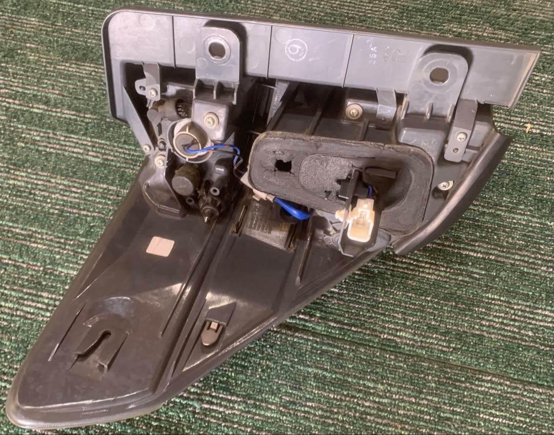 トヨタ ヴェルファイア 20系 左右セット