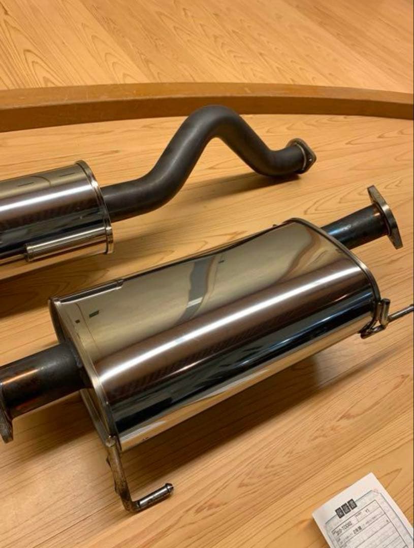 HKS TRAVOIS マフラー　ハイエース　GL 車検対応