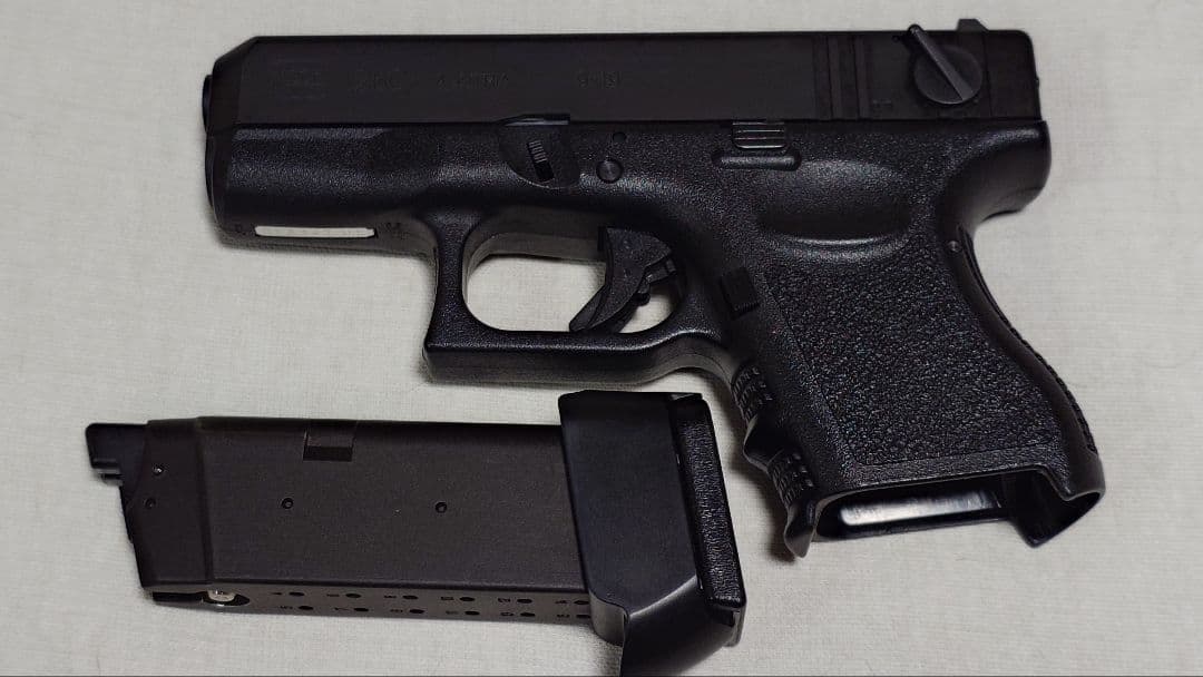 KSC G26C ガスブローバックピストル　フルオート可能　　未使用に近い最新版