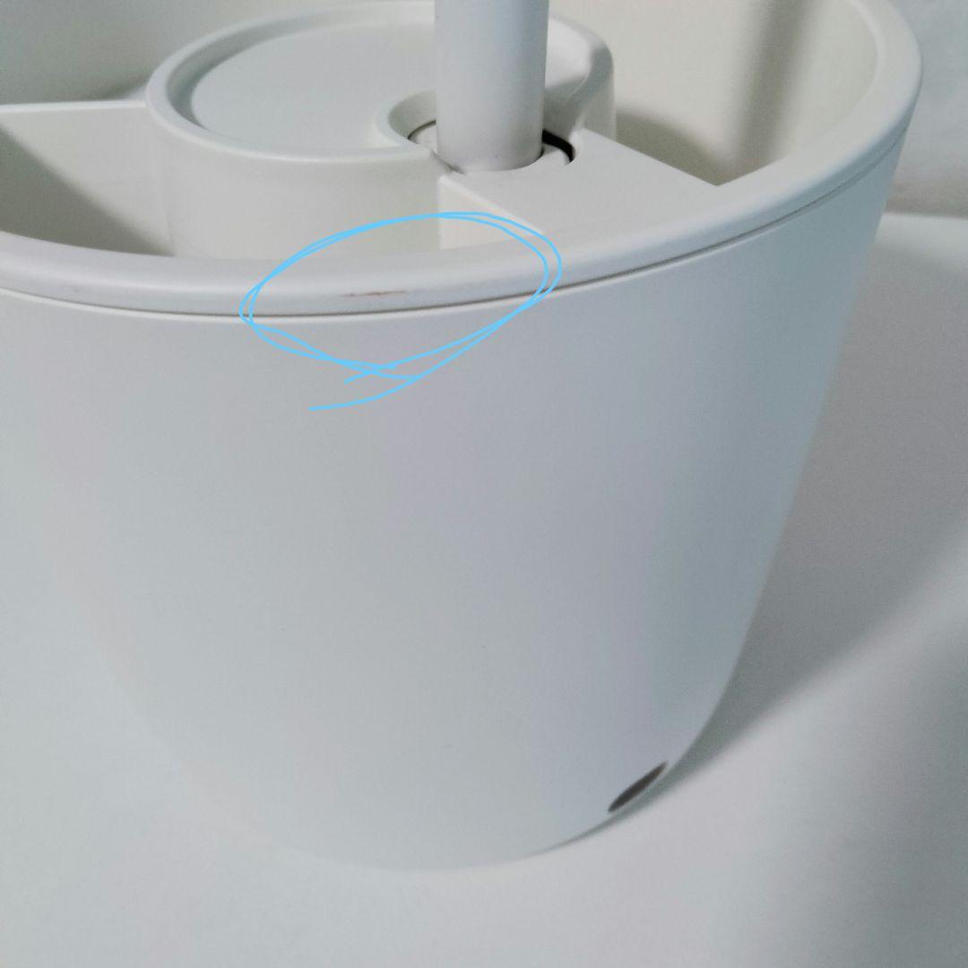 バルミューダ　デスクライト　ホワイト　 L01A-WH 655