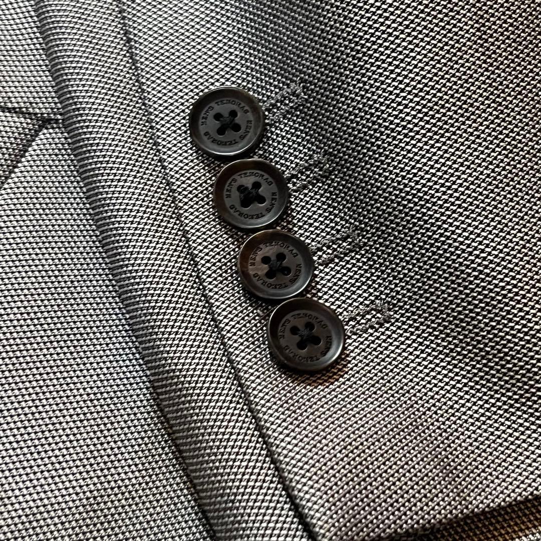 【早い者勝ち】MEN'S TENORAS スリーピース　スーツ　シルバー