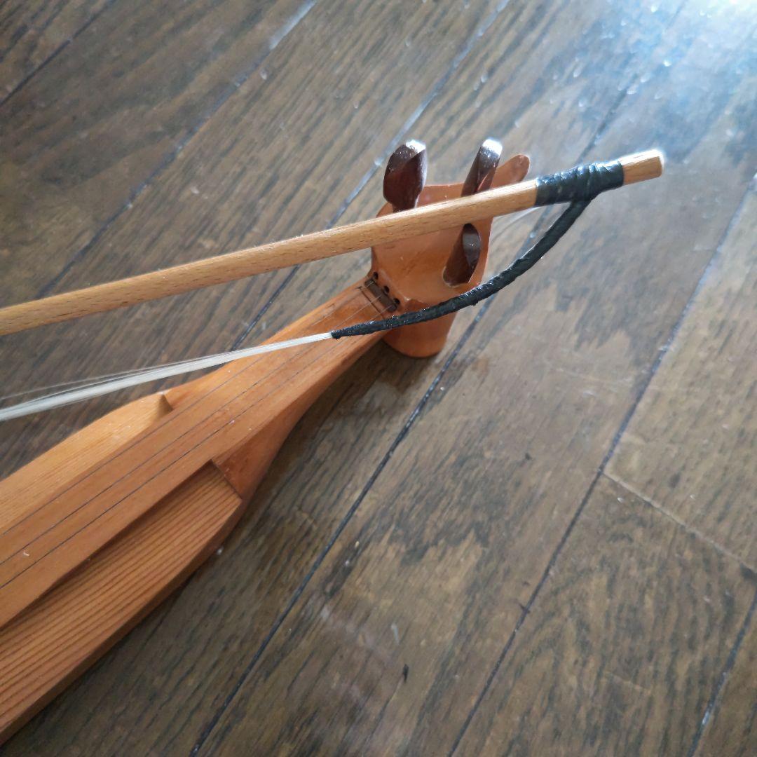 ケメンチェ　民族楽器