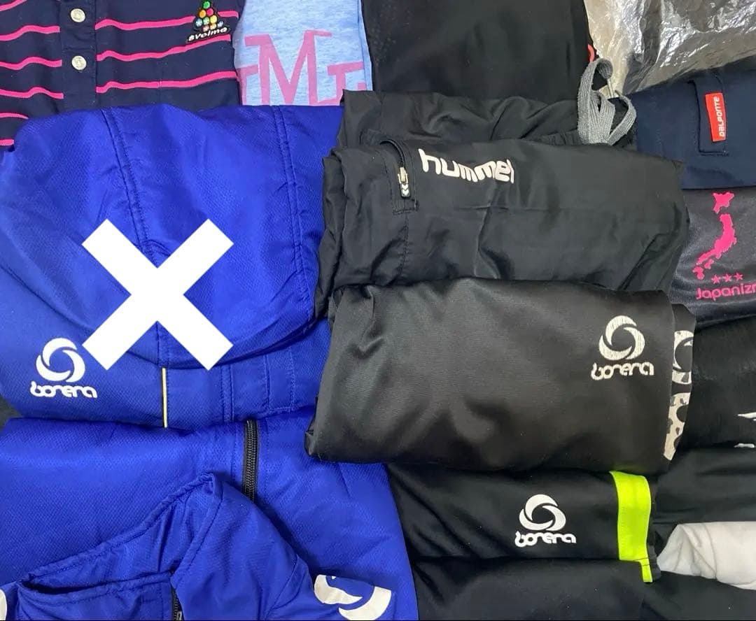 フットサル まとめ売りNIKE adidas Mユニフォームサッカー　練習着