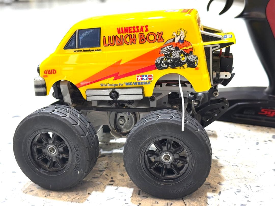 タミヤ　1/24 コミカルウイリー　ランチボックス　プロポ付　完動品　4WD