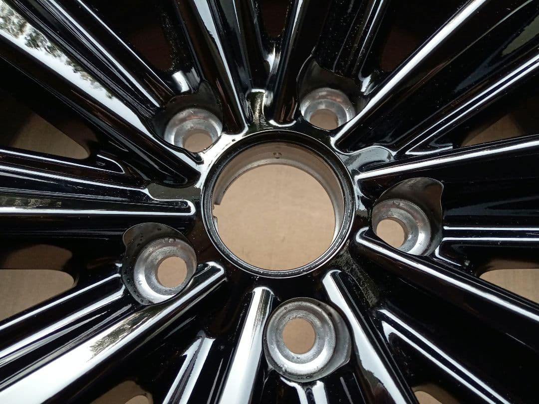 クラウンスポーツ純正ホイール　１本