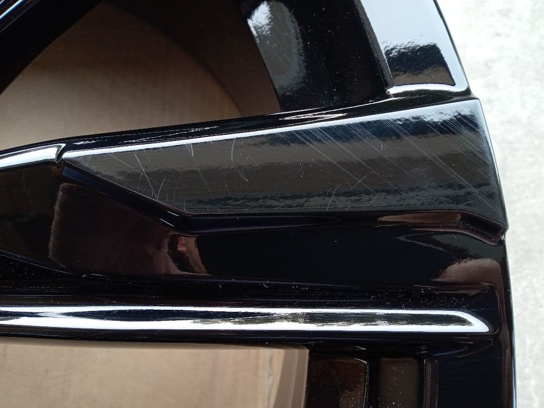 クラウンスポーツ純正ホイール　１本