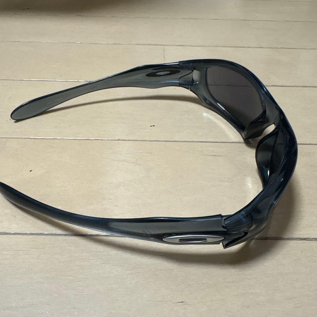 Oakleyオークリー　ブラック　サングラス　グレーレンズ