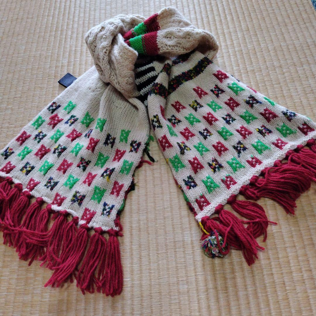 アルベロベロカラフルニットマフラー　刺繍付き